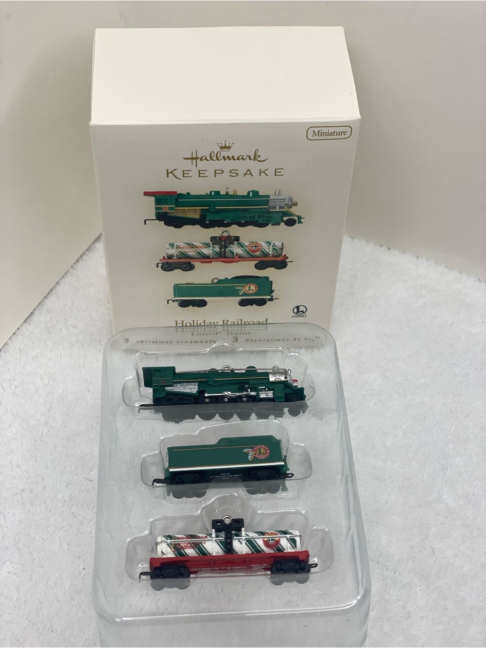 Hallmark Keepsake Holiday Railroad Lionel Trains 2008 set of 3 Ornaments Collect